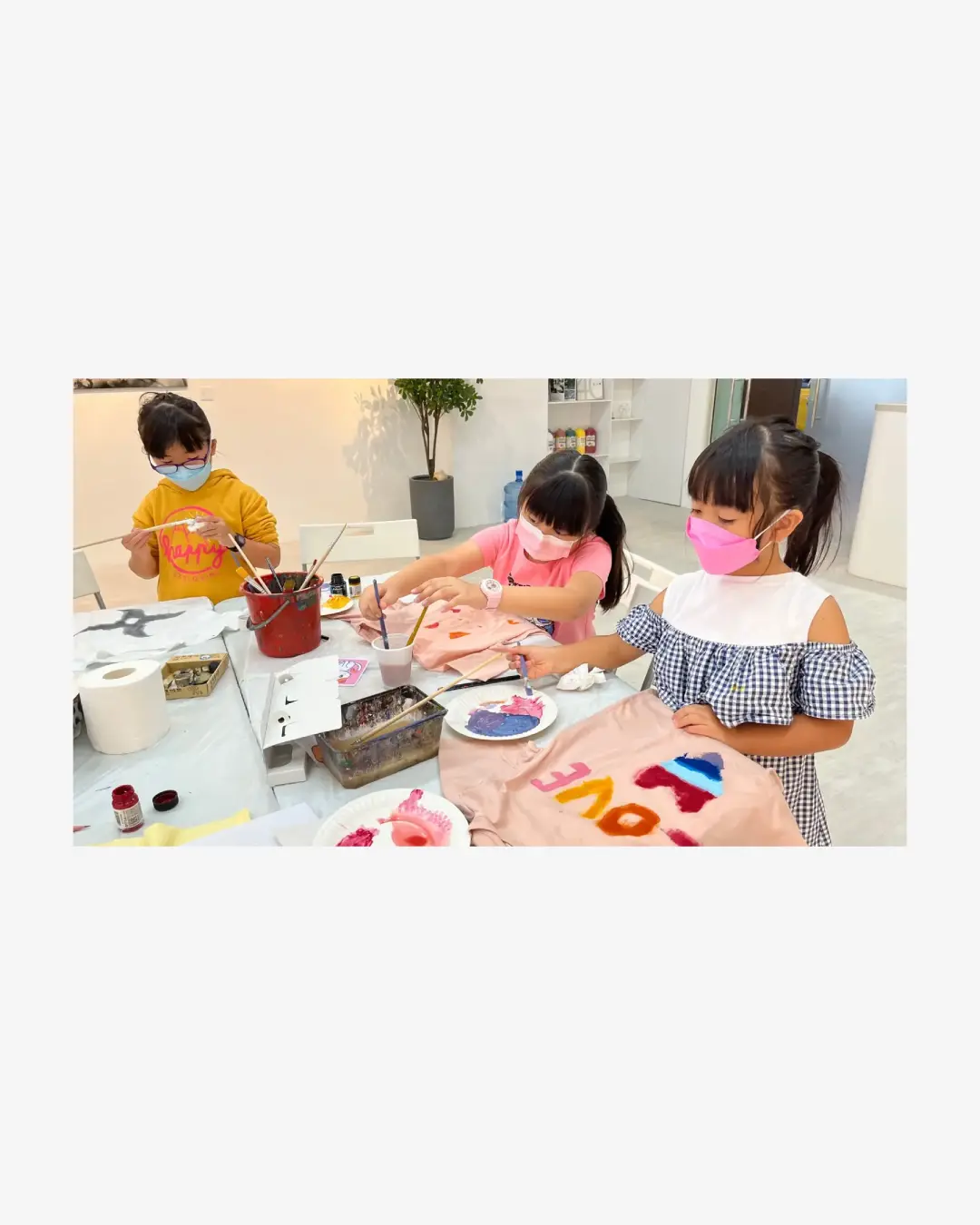 Tshirt/sneaker Design & Paint – Kids Birthday Party Art Workshop